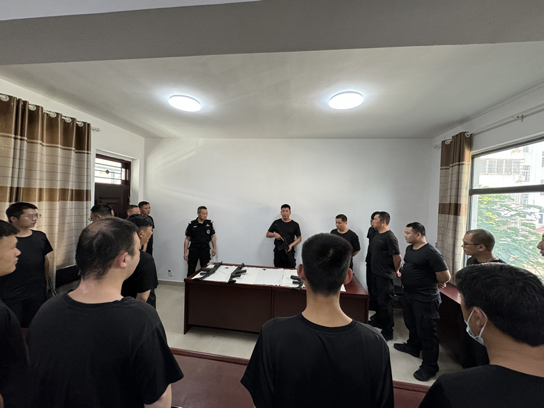 組織開展97-2式防暴槍培訓(xùn)